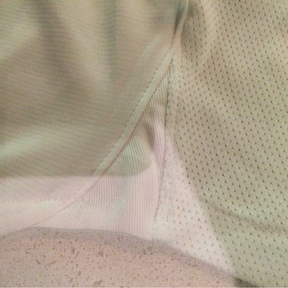 Nike sport top - Picture 5 of 5